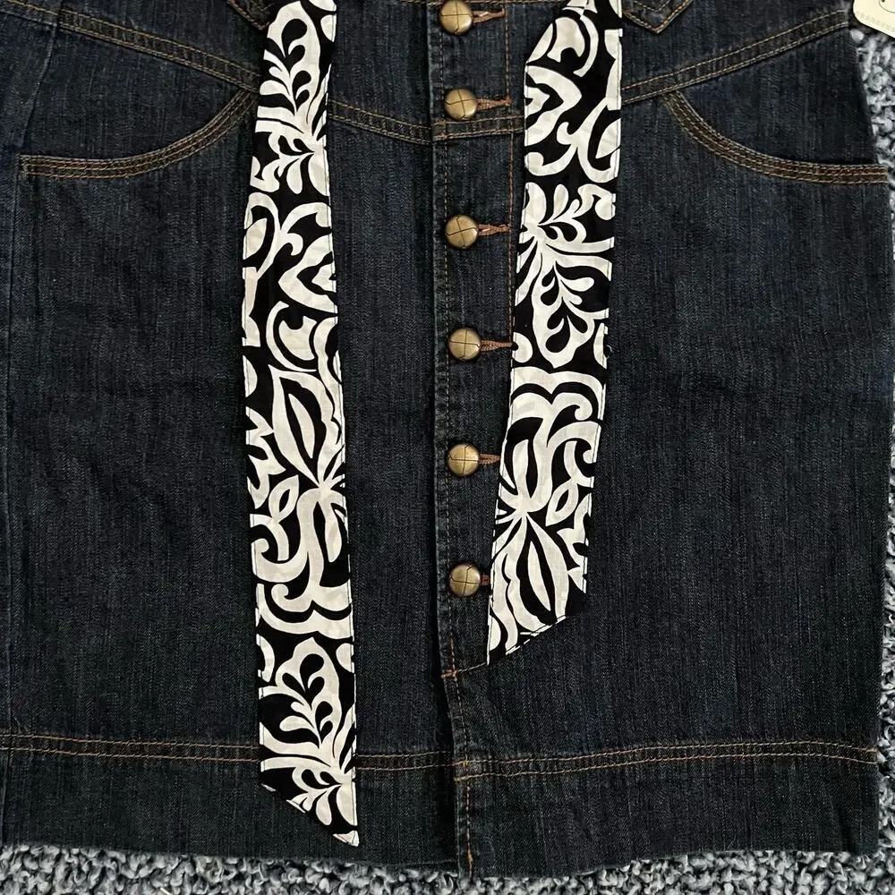 NWT - Krush - Women’s Jean Skirt - Size 2 - Picture 3 of 8